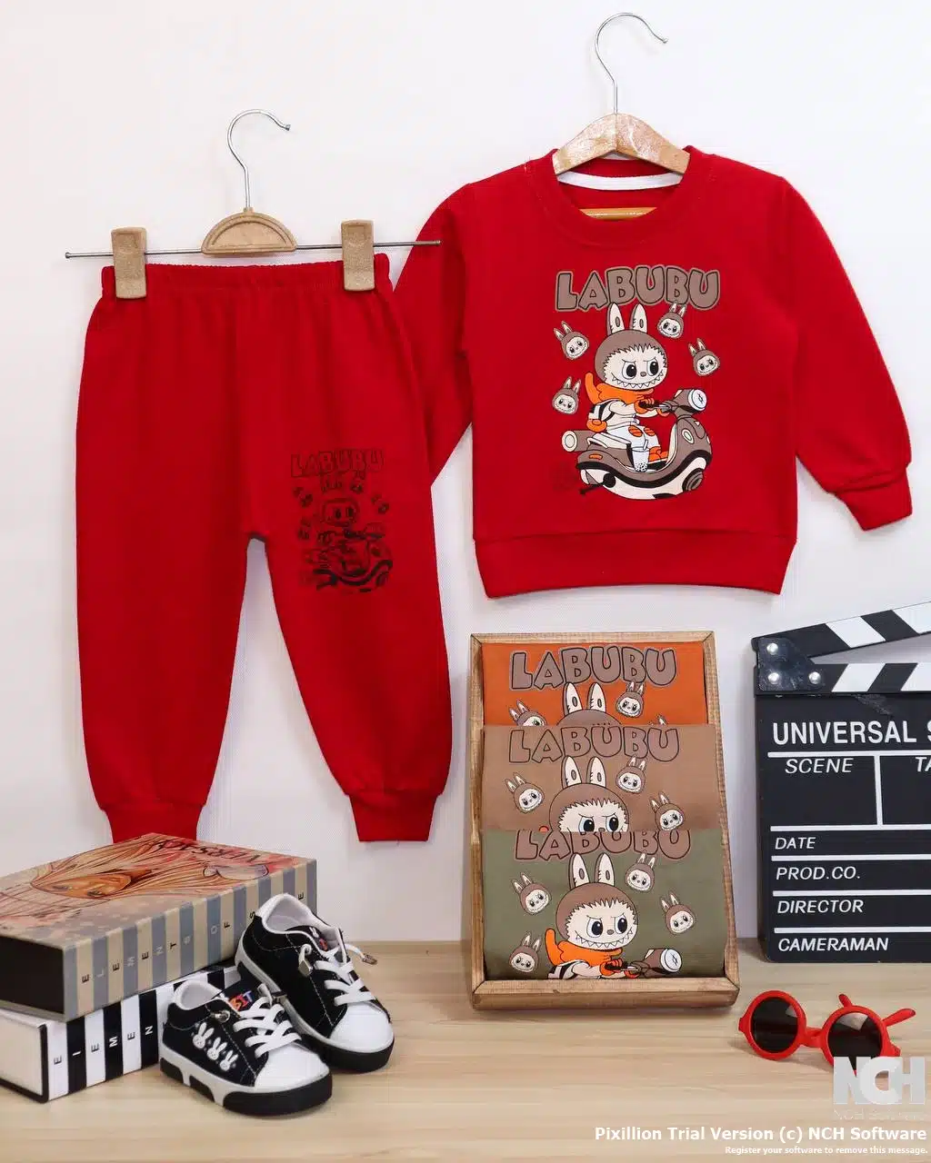 بلوز شلوار طرح لبوبو موتورسوار بلوز شلوار طرح لبوبو موتورسوار